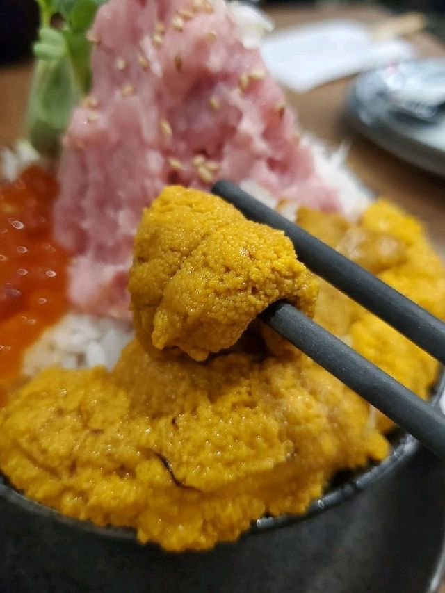 【刺身青蛙：初嚐旺角爆丼屋】