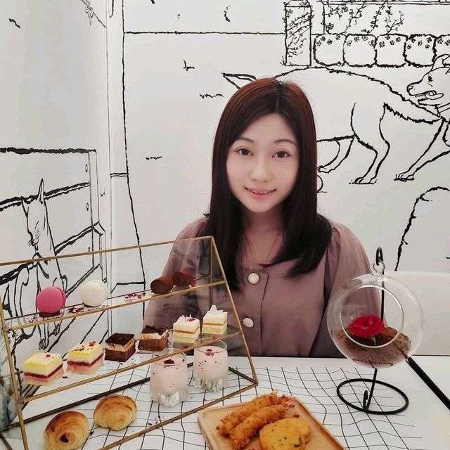  【下午茶青蛙：跳到黑白特色餐廳】