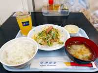那覇空港　空港食堂