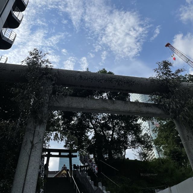【東京都】東京タワーのお膝元にある西久保八幡神社