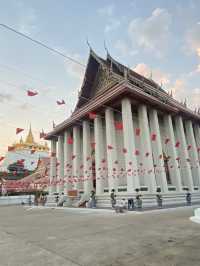 กราบไหว้ขอพรพระอัฏฐารส | วัดสระเกศ(ภูเขาทอง)| กทม.