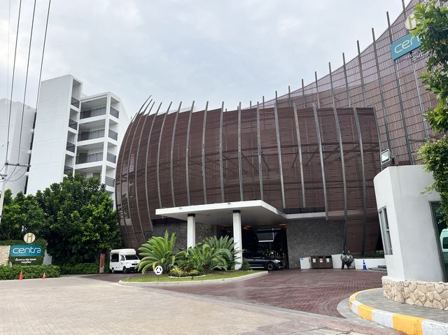 ที่นี่ต้องมาCentra by Centara Maris Resort Jomtien