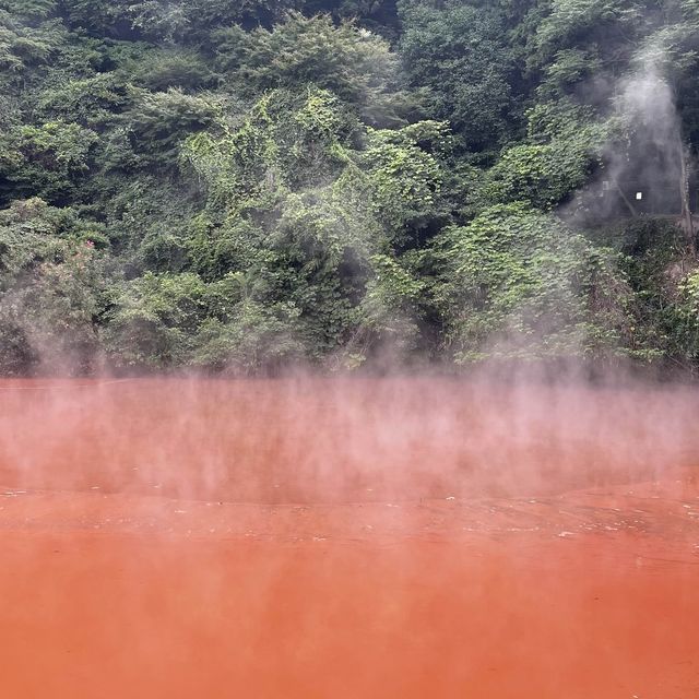 Enjoy with colourful hot springs 🌸