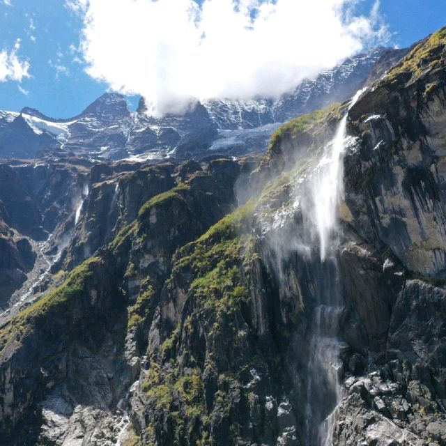 Yubeng village, the hide village