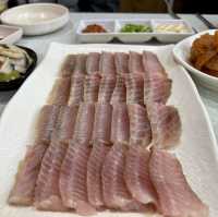 칭다오 주당들의 오아시스, 어떤 안주든 맛있기로 유명한 로컬식당..용우동
