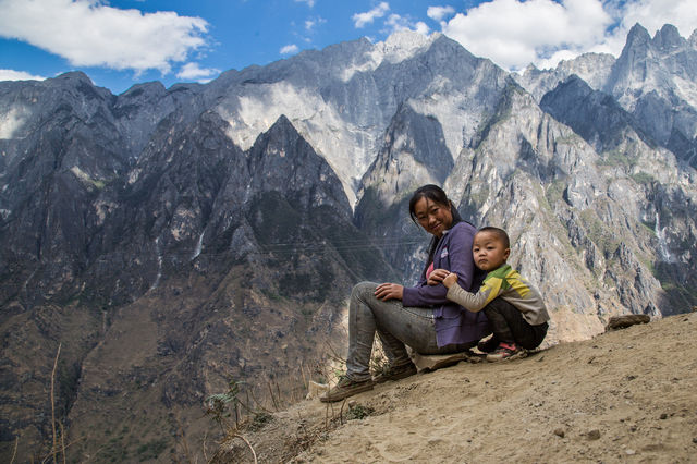 Tiger Leaping Gorge (虎跳峡) - Lijiang