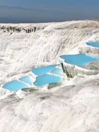 Pamukkale, the cotton castle💙🤍