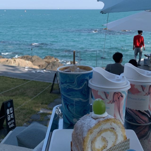 부산 기장 뷰맛집 대형 카페 [웨이브온🏖]