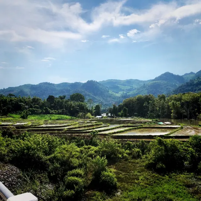 A fantastic of Exploring outskirts trip Laos 