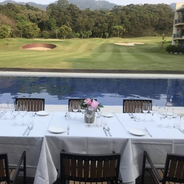 苑裡祕境餐廳🍴｜藍天綠地游池盡收眼底🌺