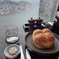 雲霄上的結婚紀念日 Ritz Carlton Staycation Stay and Dine Package