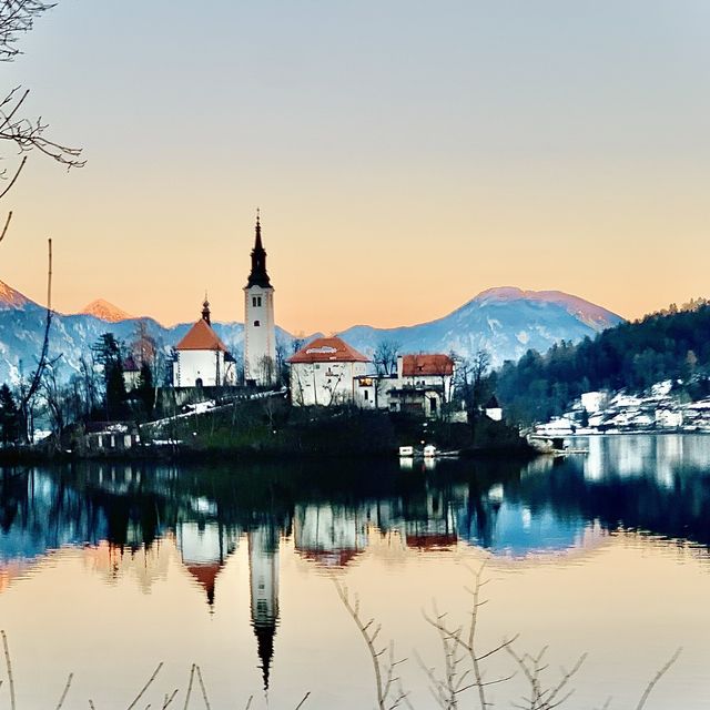 🇸🇮 Lake Bled… with a cute small island!