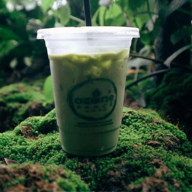 คาเฟ่บรรยากาศสวน ชวนฟิน คาเฟ่บรรยากาศสวน ชวนฟิน