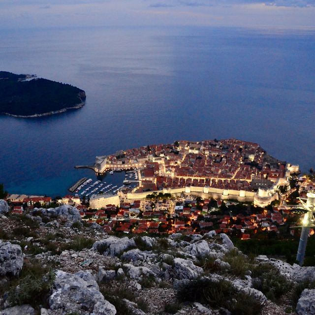 克羅地亞DUBROVNIK ～坐纜車看醉人美景