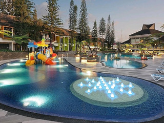 Resor Liburan Mikie