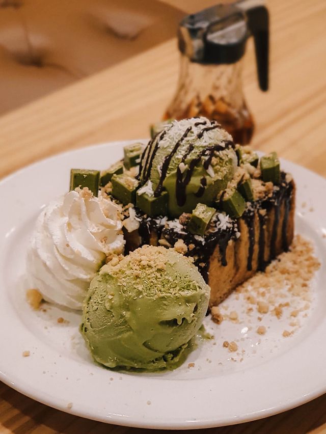 Sprucy Cafe & Bakery 
