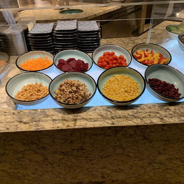 邊食邊有驚喜的自助餐 - 大灣咖啡館