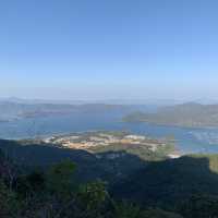 香港日落美景 🌄- 彎曲山 
