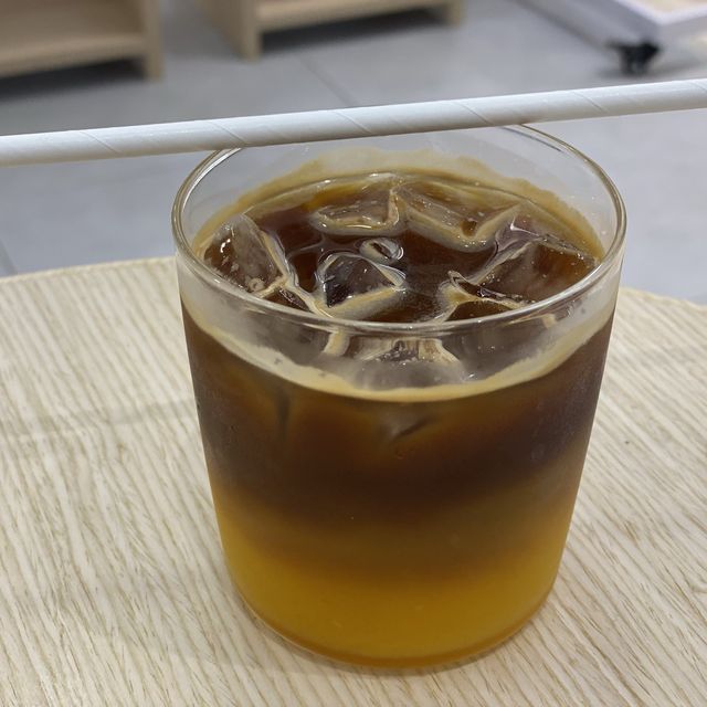 簡約Cafe之橙肉咖啡 