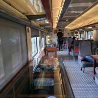 CAFE IN THE TRAIN