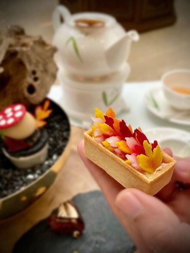 ให้เป็น Afternoon tea เซตที่อร่อยที่สุดในรอบ 2 ปี 