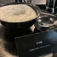 【東京】羽田空港でわざわざ食べたい！メルセデスベンツカフェラウンジの絶品お蕎麦