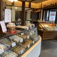 老舗の和菓子が食べられる孝和堂本店