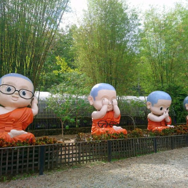 ศูนย์​วิปัสสนา​สากล​ไร่​เชิญ​ตะวัน​🌄