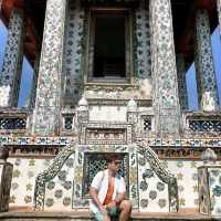 สัญลักษณ์ของ กรุงเทพฯ ที่อยู่บนฝั่งธนบุรี