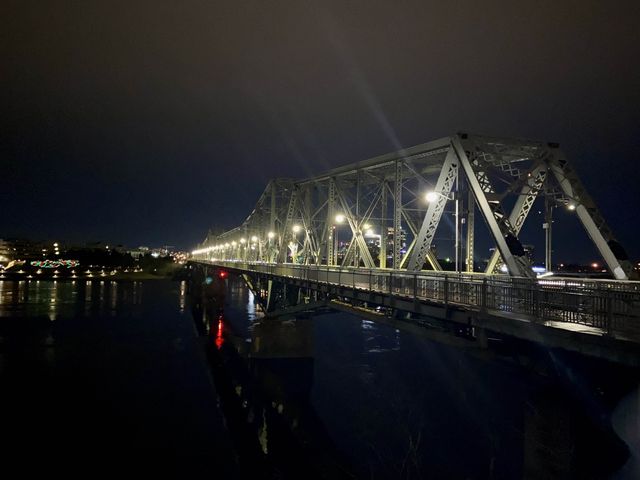 Alexandra Bridge - Interprovincial Bridge Alexandra Bridge - Interprovincial Bridge