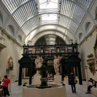 Free ro visit - V and A museum 