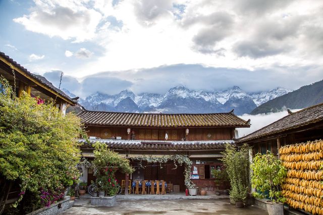 Tiger Leaping Gorge (虎跳峡) - Lijiang