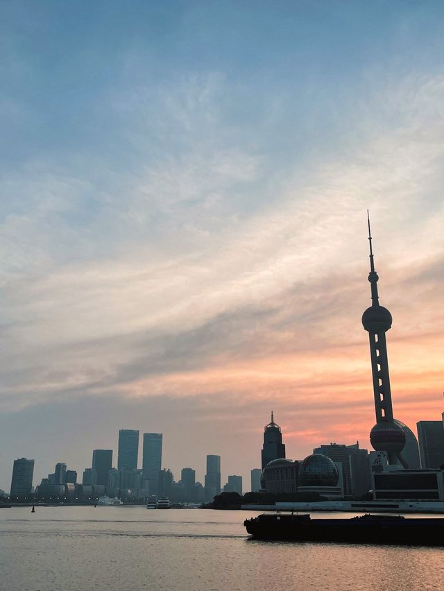 Incredible Lujiazui at Sunrise 🌅🌇