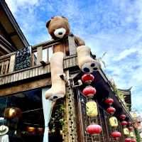RELAXATION IN BAISHA OLD TOWN LIJIANG 