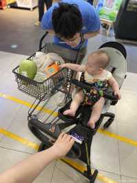 1-year-old baby can also stay in the camping-themed room, understood by moms and babies.