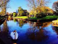 A place I want to visit again - Dutch village of Giethoorn