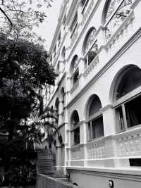 Hong Kong · Black and White Art Center hidden in the park ｜