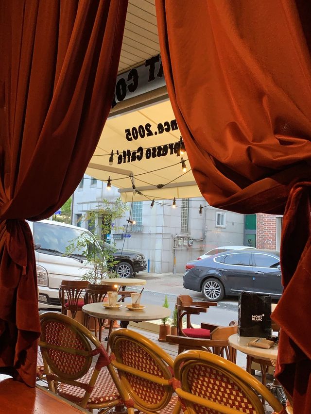 가을에 어울리는 카페,올댓커피 ☕️