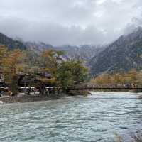 紅葉の河童橋