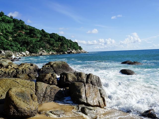 🌴Nui Beach หรือ หาดนุ้ย 🌴