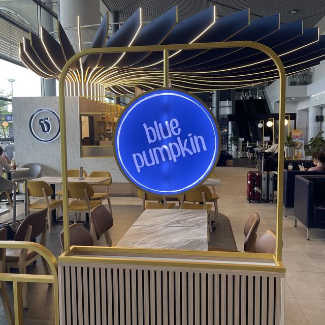 프놈펜 공항에서 느끼는 편안함 “blue pumpkin”🛀💤