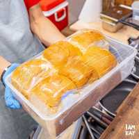 ร้านดังตลาดจ๊อดแฟร์ ขนมปังเนยสดชุ่มฉ่ำๆ