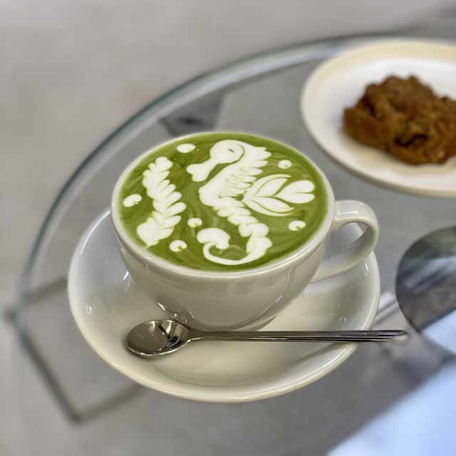 cookie + matcha latte = perfectness 