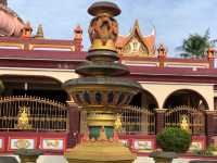 Wat Machimmaram (Sitting Buddha)