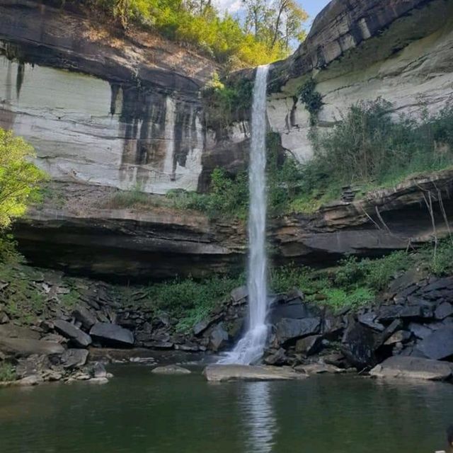 น้ำตกห้วยหลวง สวยงามอลังการ ใหญ่สุดในอีสานใต้