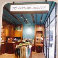 東區必逛📚 Lush香水圖書館 Perfume Library🌈