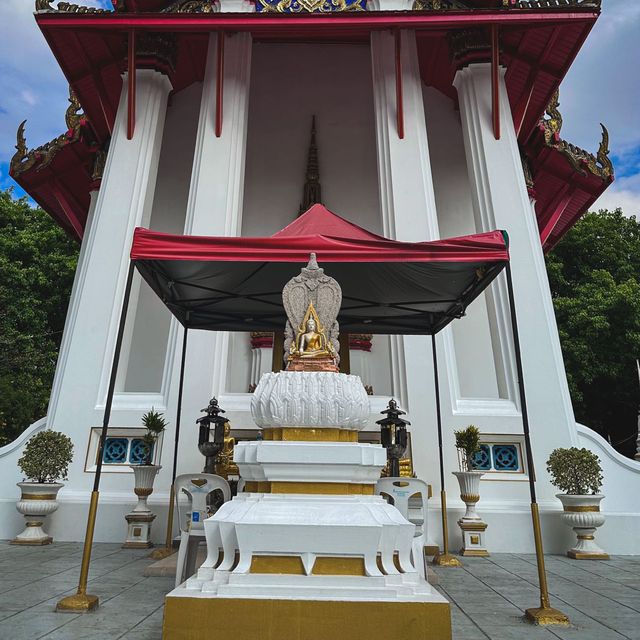 วัดพิชัยสงคราม (วัดนอก) วัดดังเมืองปากน้ำ