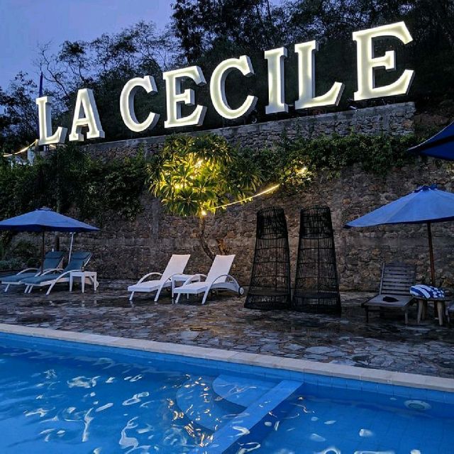 La Cecile Hotel & Cafe