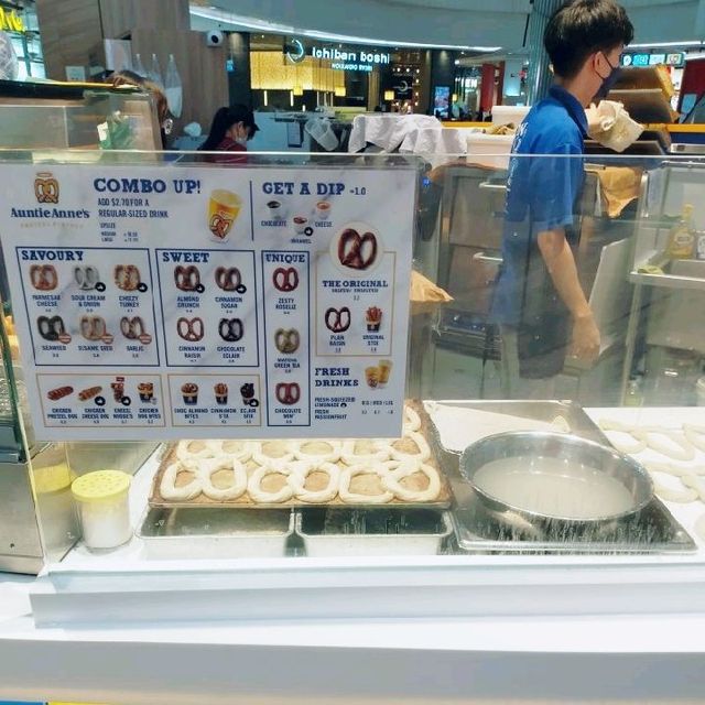 Auntie Anne's @ Waterway Point