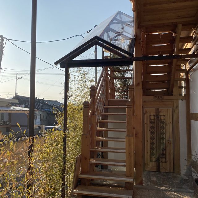 대릉원 뷰가 한눈에 ! 황리단길 카페 —월성과자점